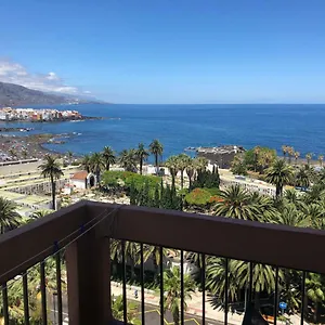 Magnificent Studio With A Terrace Overlooking The Sea! Apartment